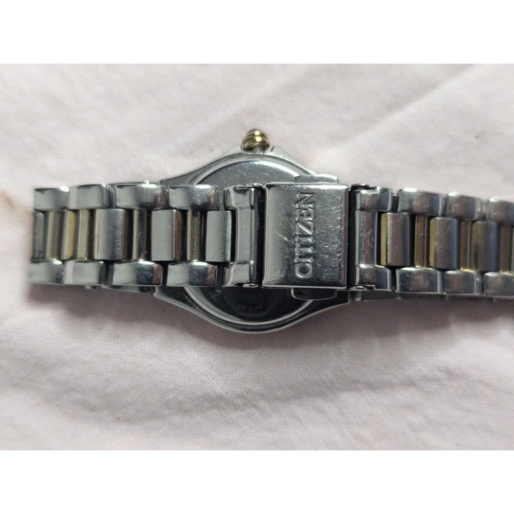 WORKING Citizen Eco-drive‎ Diamond accent 2 tone Womens mother of pearl Watch